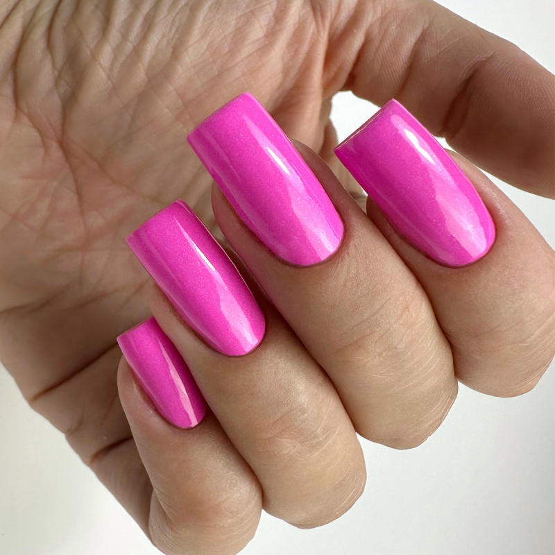 Гель лак PNB Juicy Spark, Pink Guava, 8 мл