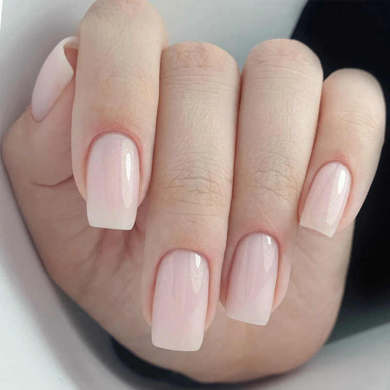 Камуфлююча база PNB, 8 мл, перламутрова